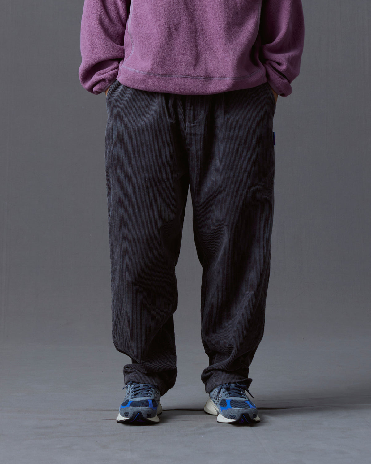 CORDUROY TAPERED SLACKS