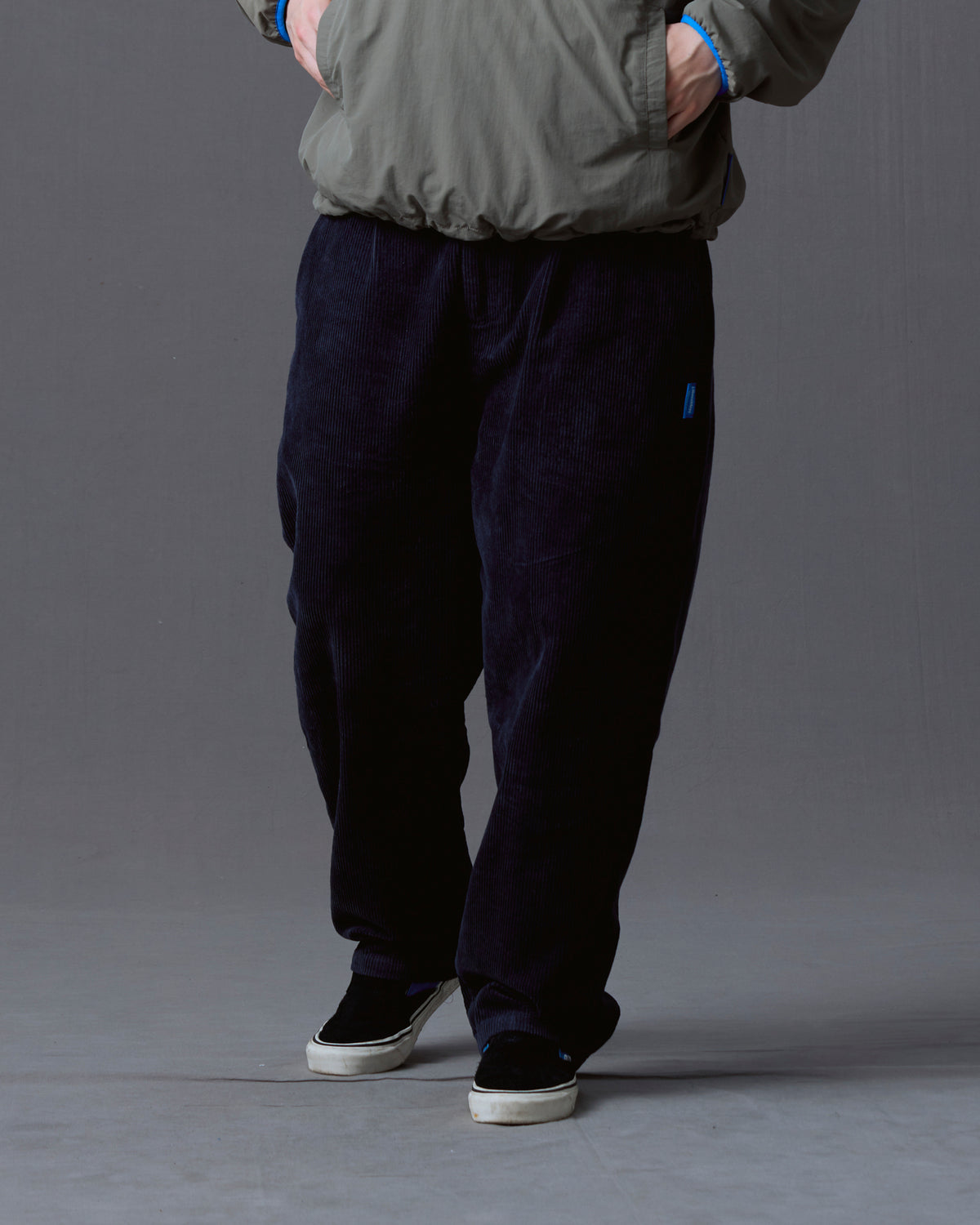 CORDUROY TAPERED SLACKS