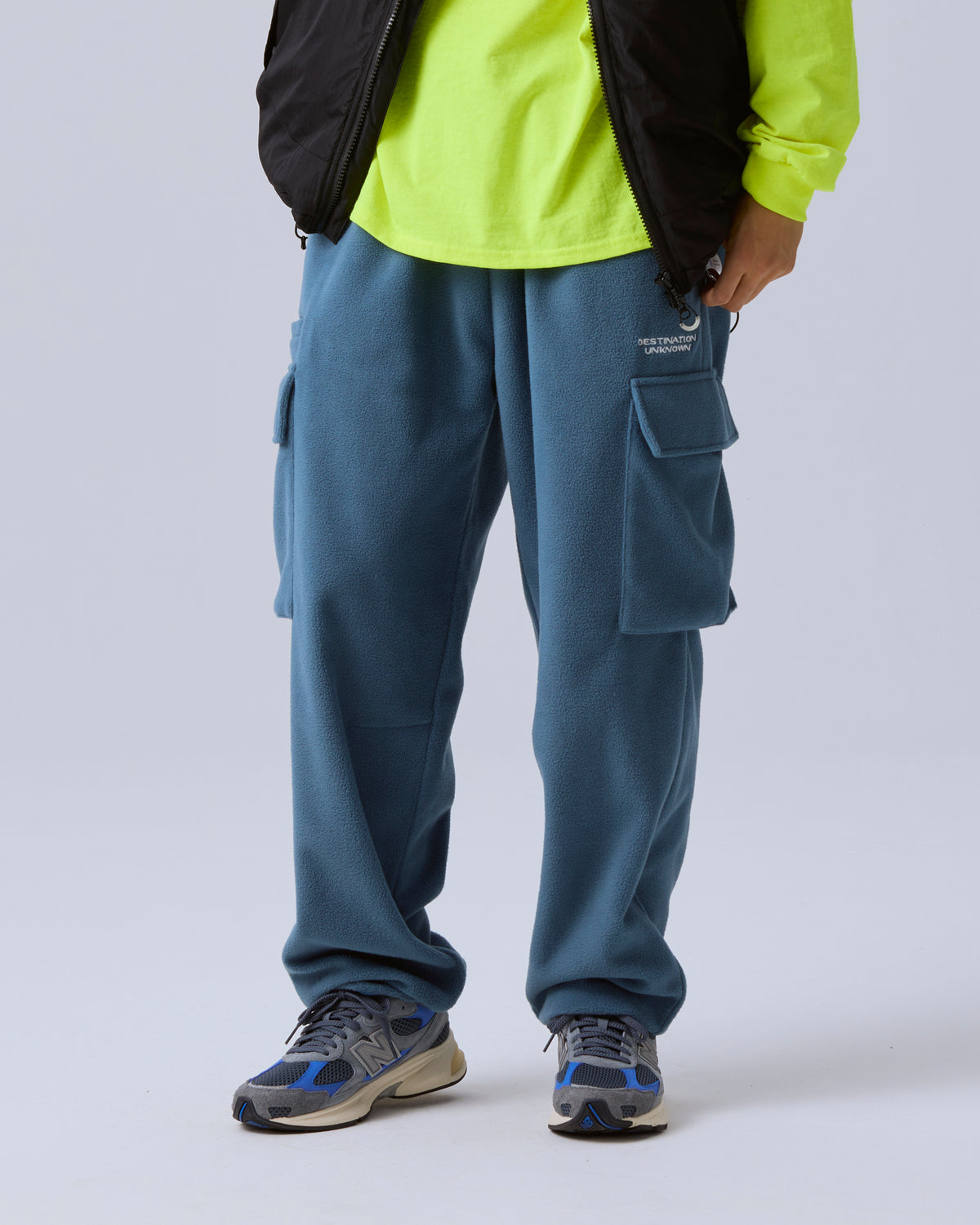 FLEECE CARGO PANTS