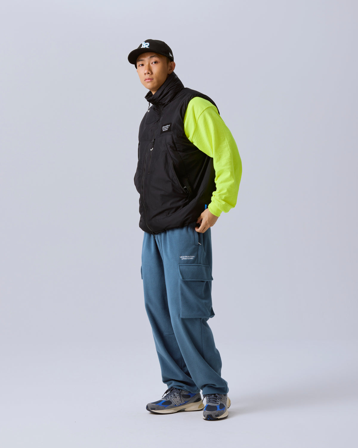 FLEECE CARGO PANTS