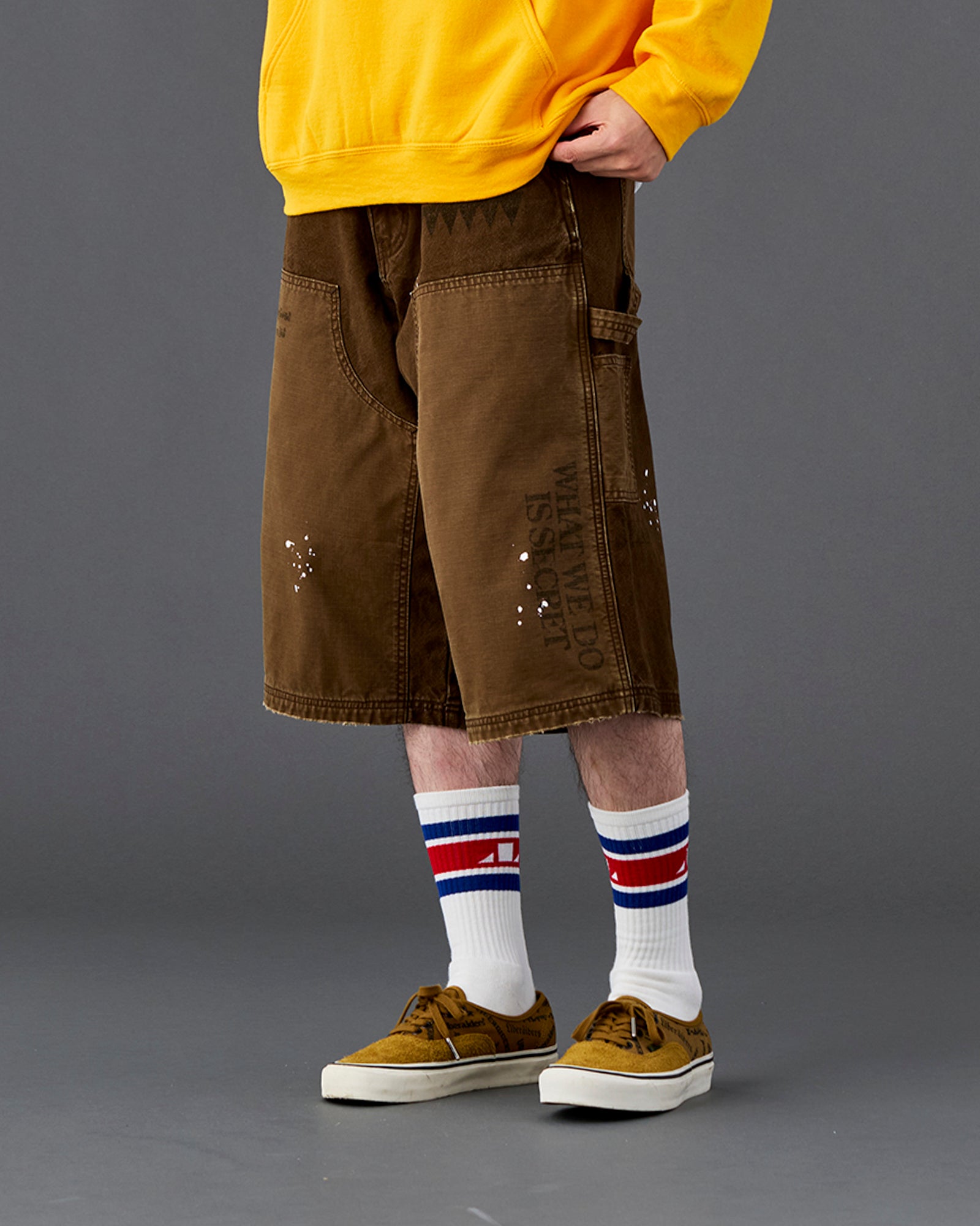 HANDWRITING CANVAS WORK SHORTS