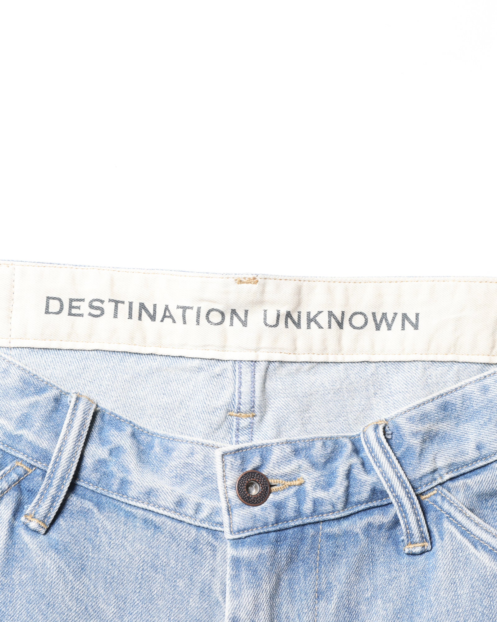 DAMAGED DENIM BUGGY SHORTS