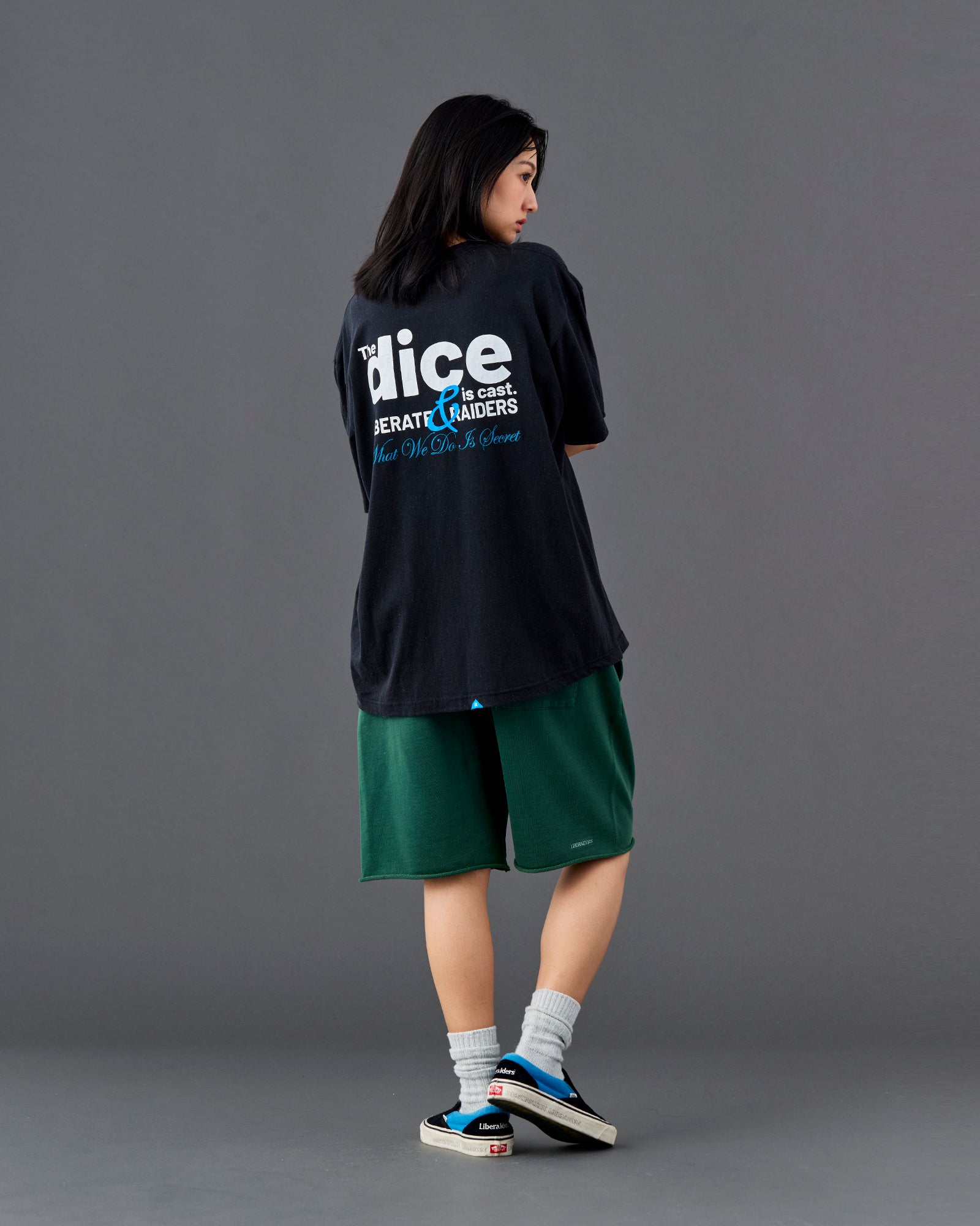 PIGMENT DYED SWEAT SHORTS