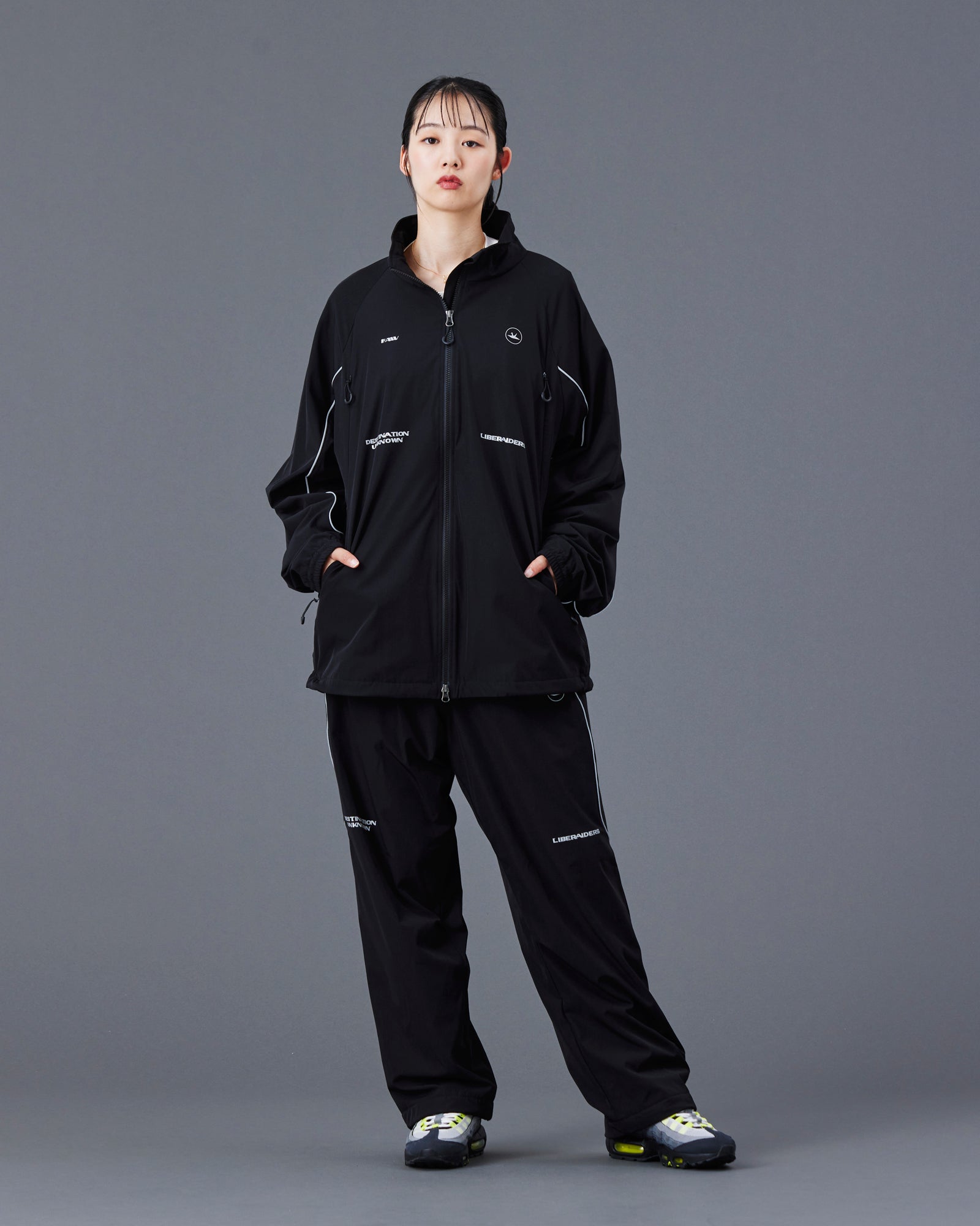 OCTA WIND BREAKER