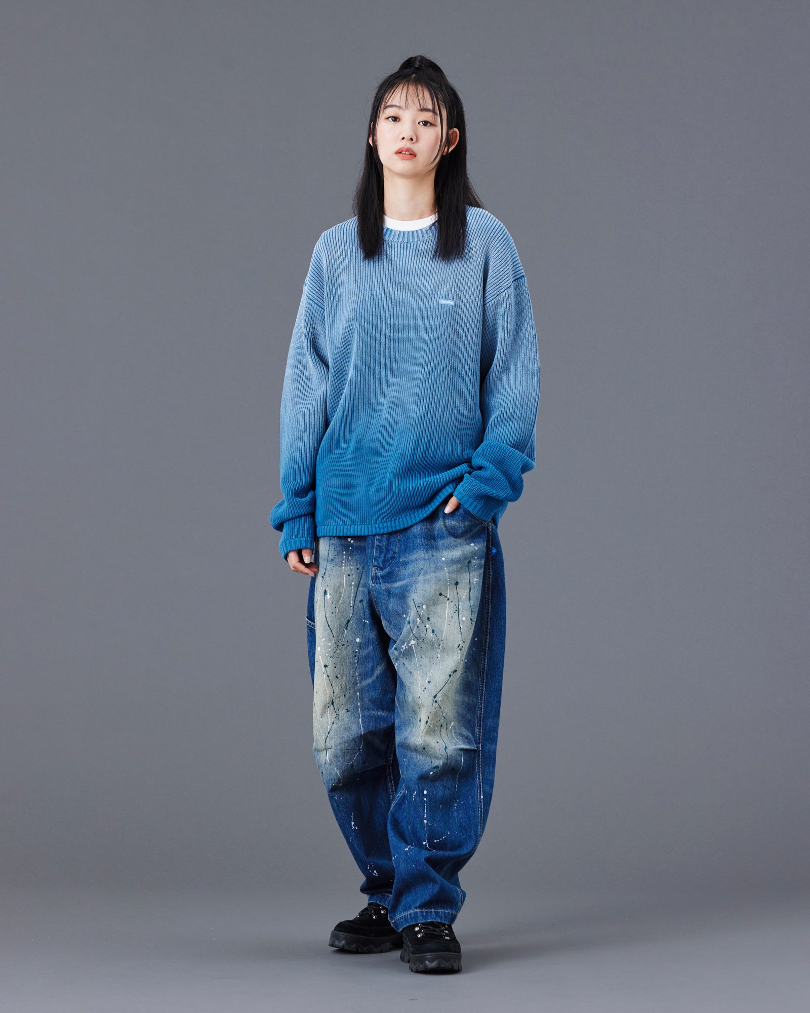 FADE LOW GAUGE KNIT SWEATER