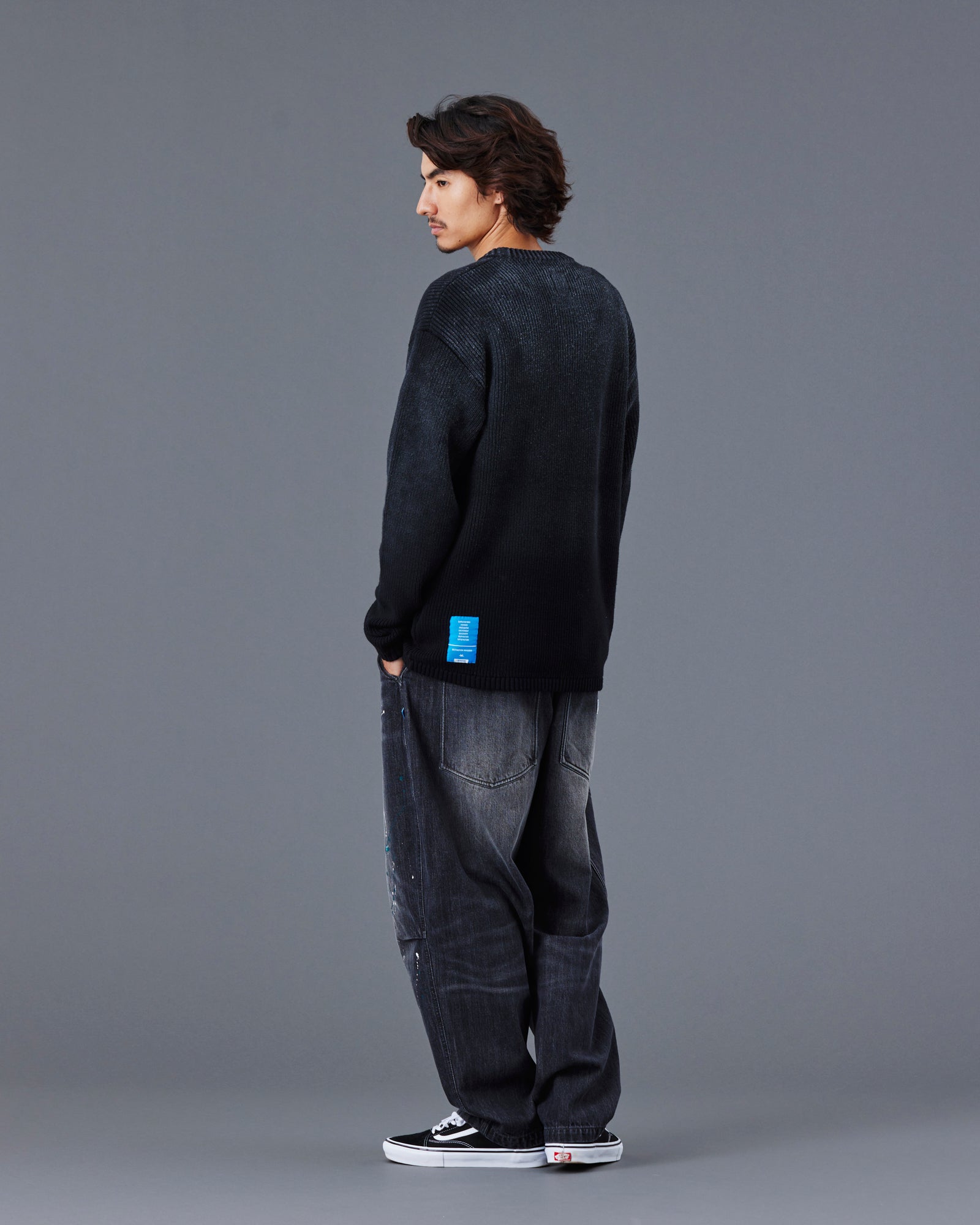 FADE LOW GAUGE KNIT SWEATER