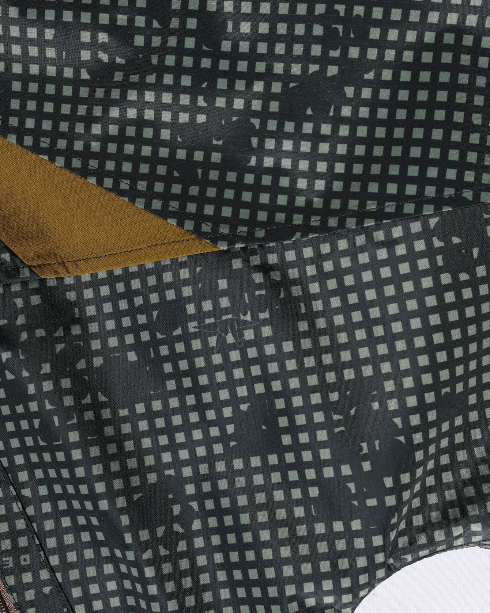 upload_20250605_ALL CONDITIONS 3LAYER JACKET III_018_19_77002_c010.jpg