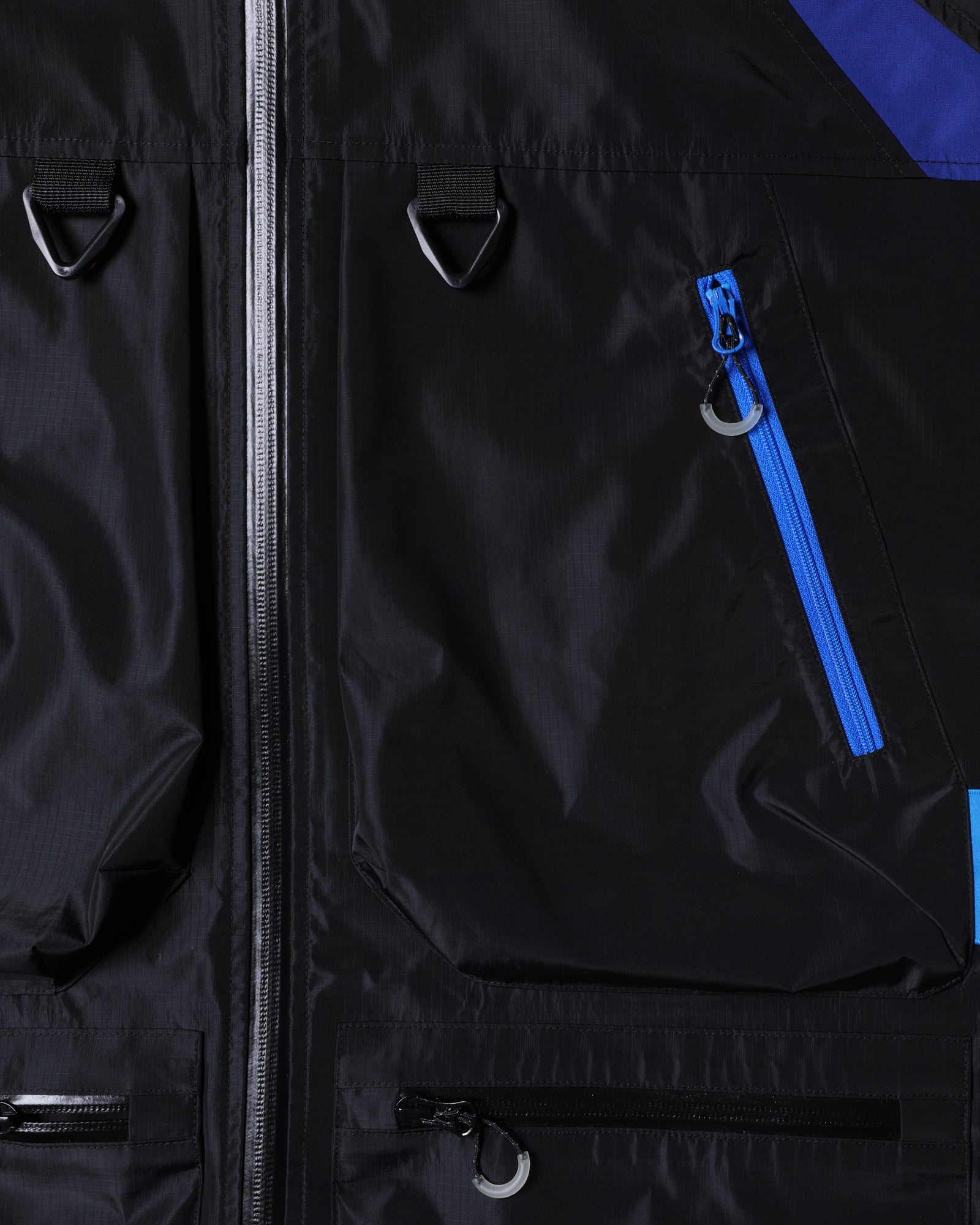 upload_20250605_ALL CONDITIONS 3LAYER JACKET III_021_22_77002_c013.jpg