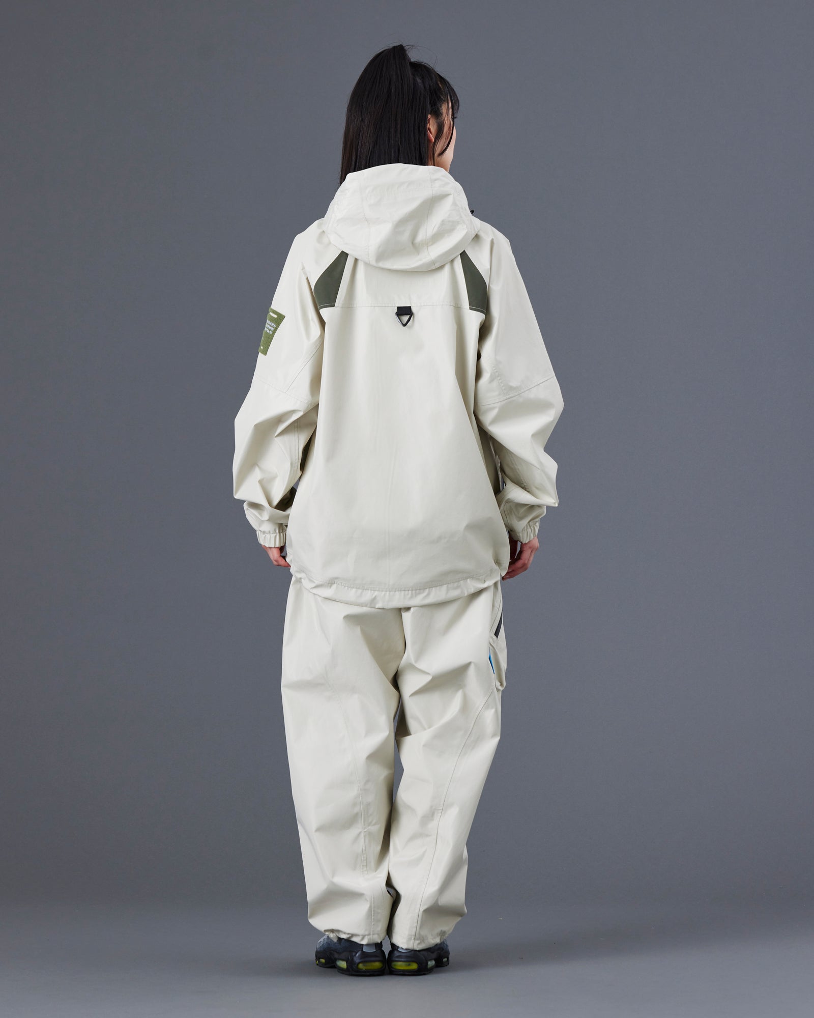 upload_20250605_ALL CONDITIONS 3LAYER JACKET III_031_32_77002_h002.jpg