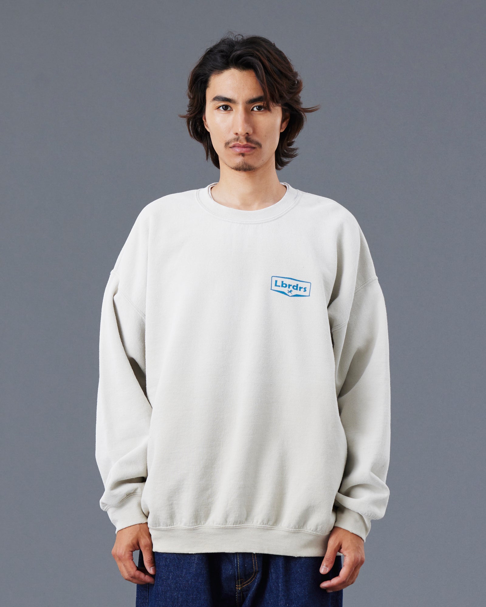 upload_20250605_CIRCLE LOGO CREWNECK_025_26_77315_G001_45 (1).jpg