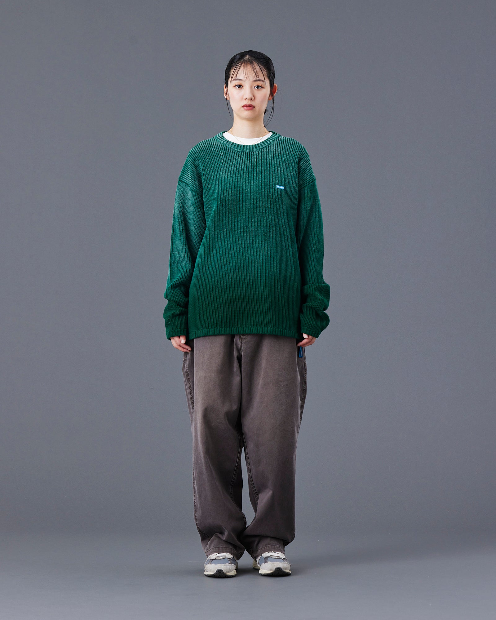 upload_20250605_FADE LOW GAUGE KNIT SWEATER_028_30_77402_G009_45.jpg