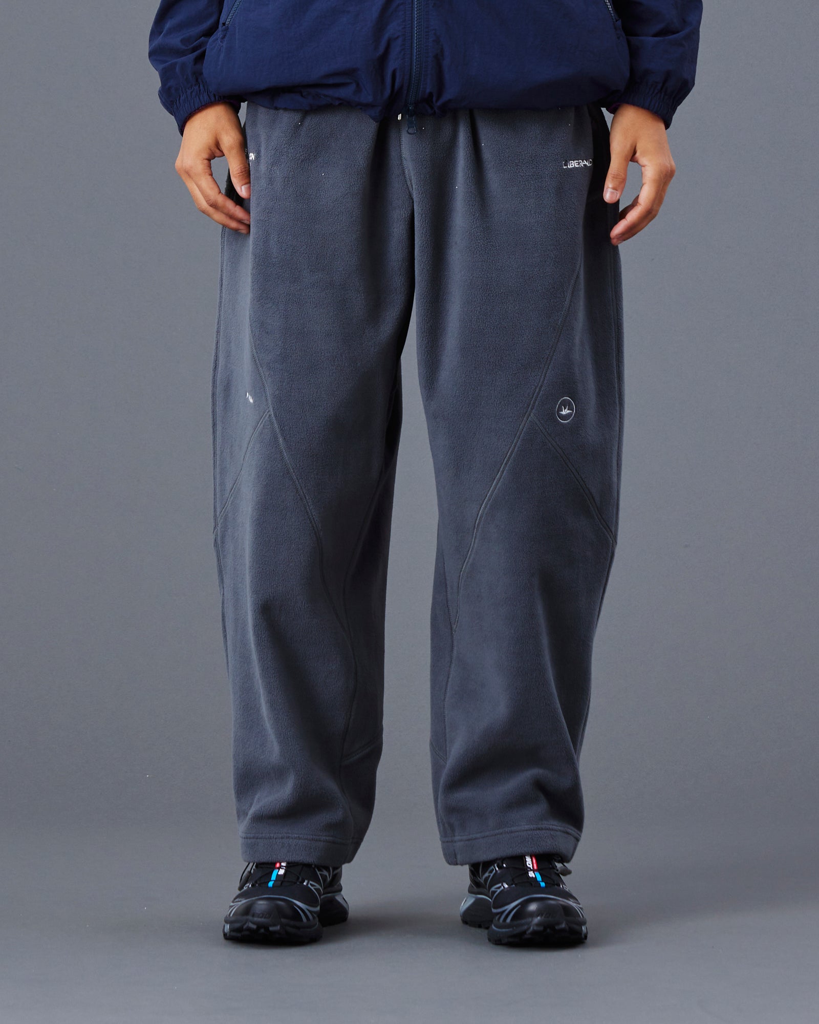upload_20250605_FLEECE PANTS_016_17_35_16_77711_G007_45.jpg