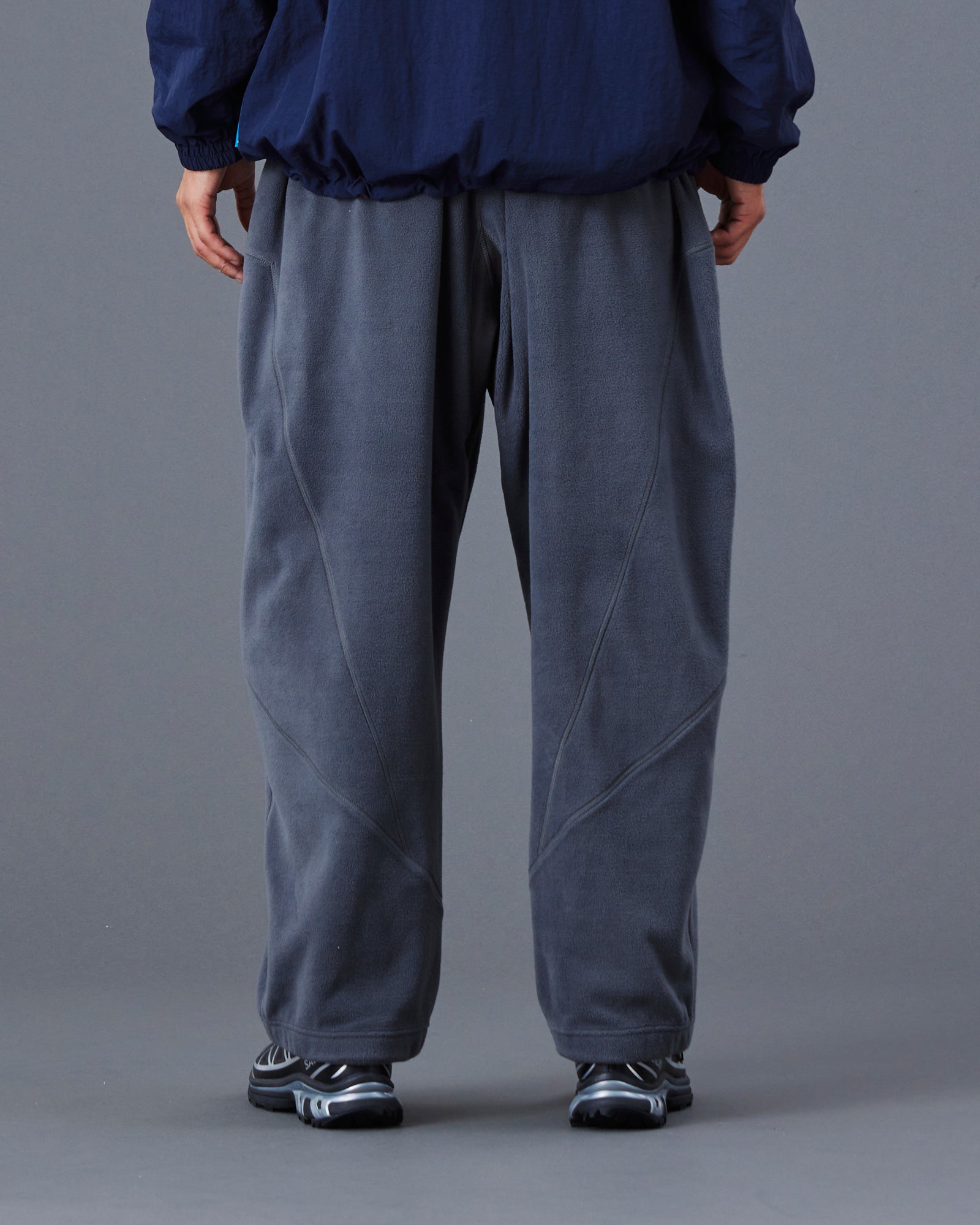 upload_20250605_FLEECE PANTS_017_18_36_17_77711_G008_45.jpg