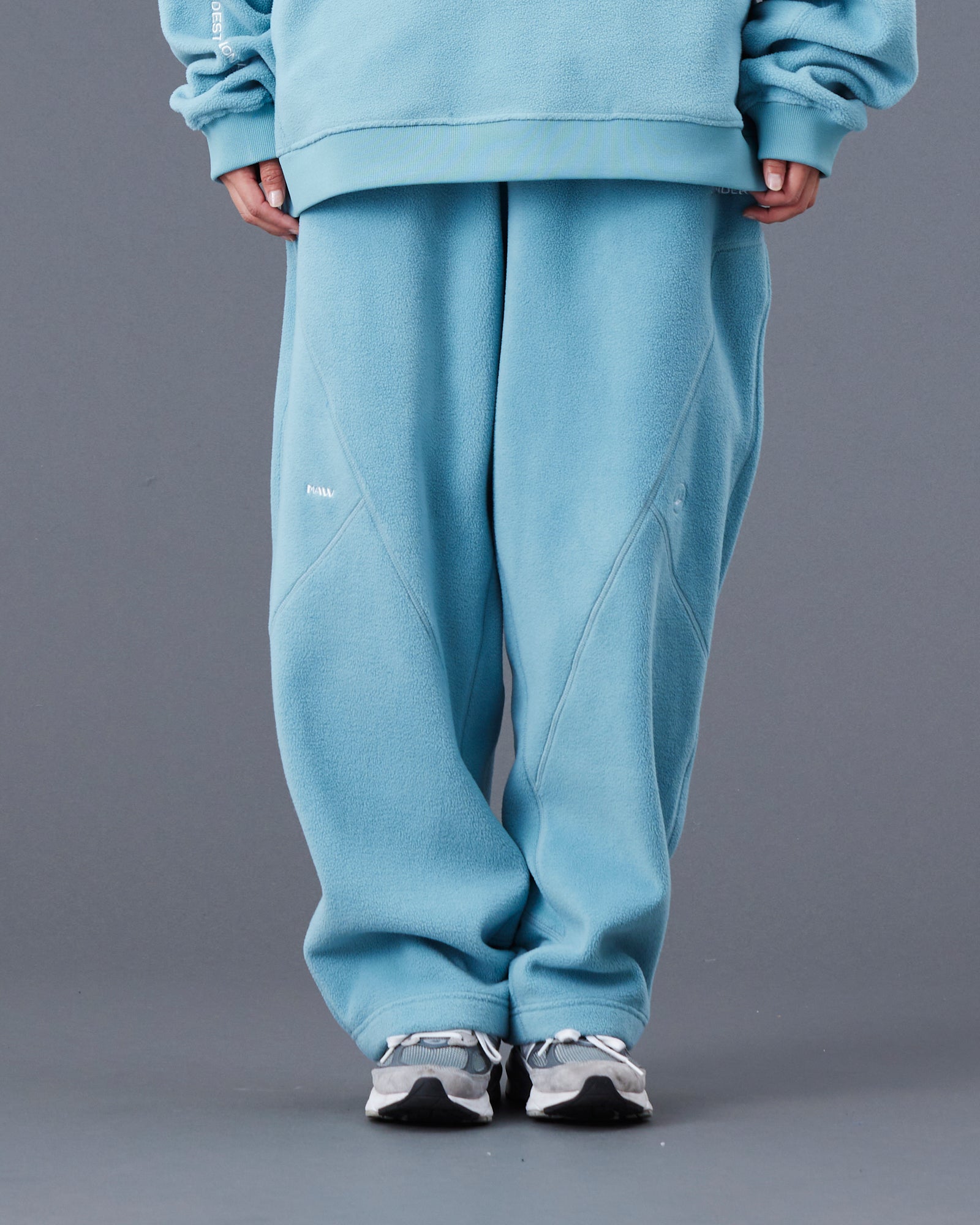 upload_20250605_FLEECE PANTS_022_23_77711_G001_45.jpg