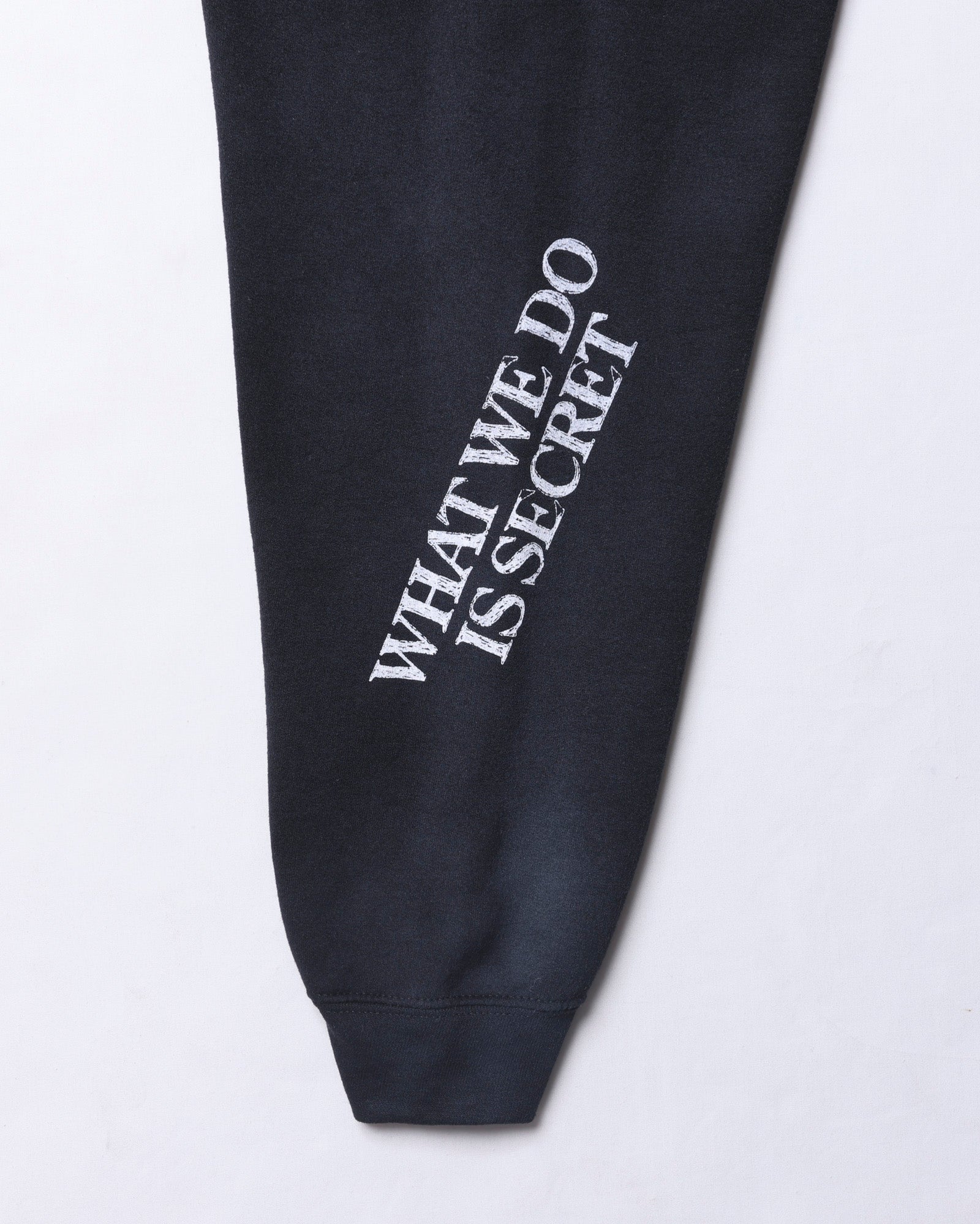 upload_20250605_HANDWRITING PRINT HOODIE_018_19_77311_c013_45.jpg