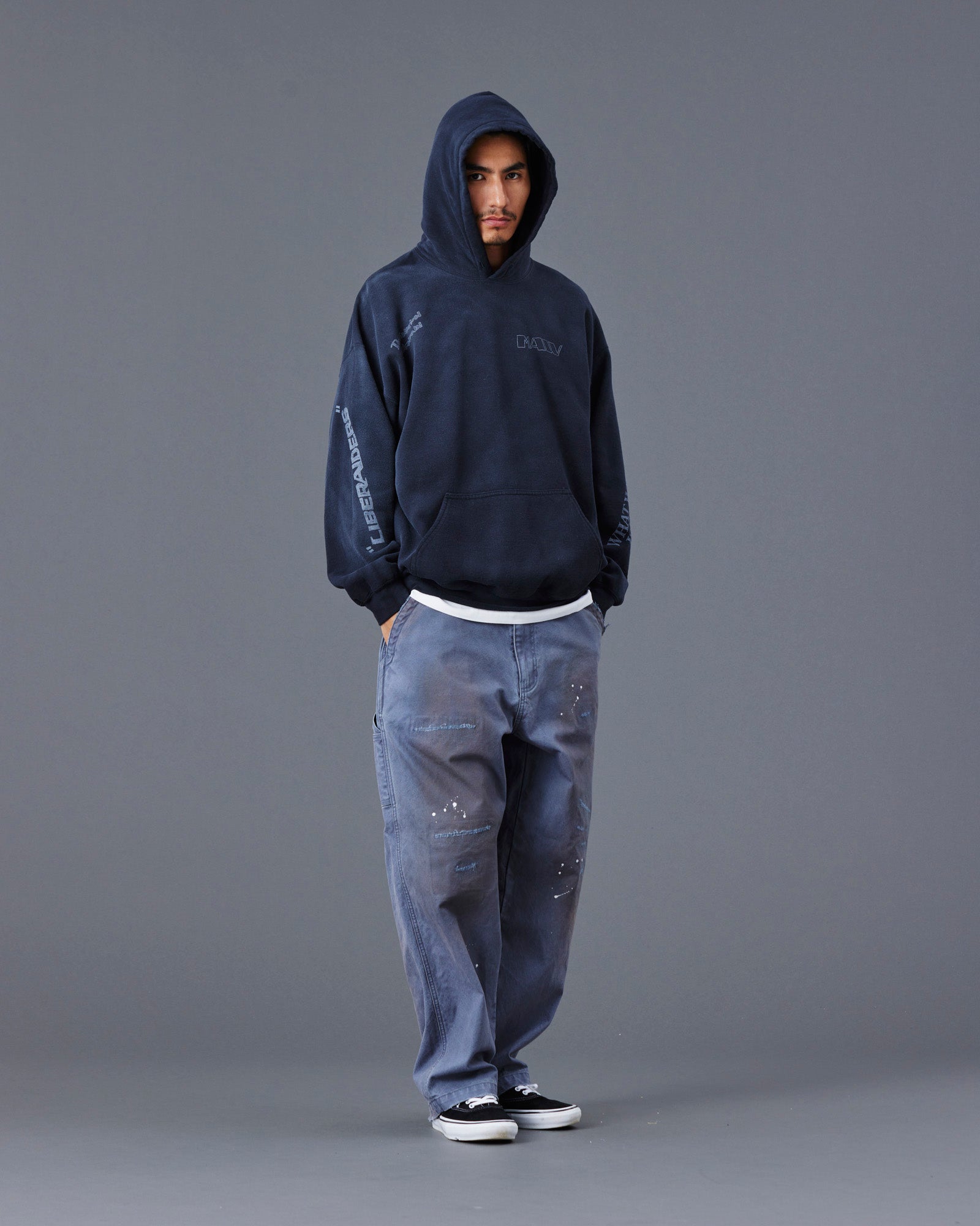 upload_20250605_HANDWRITING PRINT HOODIE_042_43_77311_h007.jpg