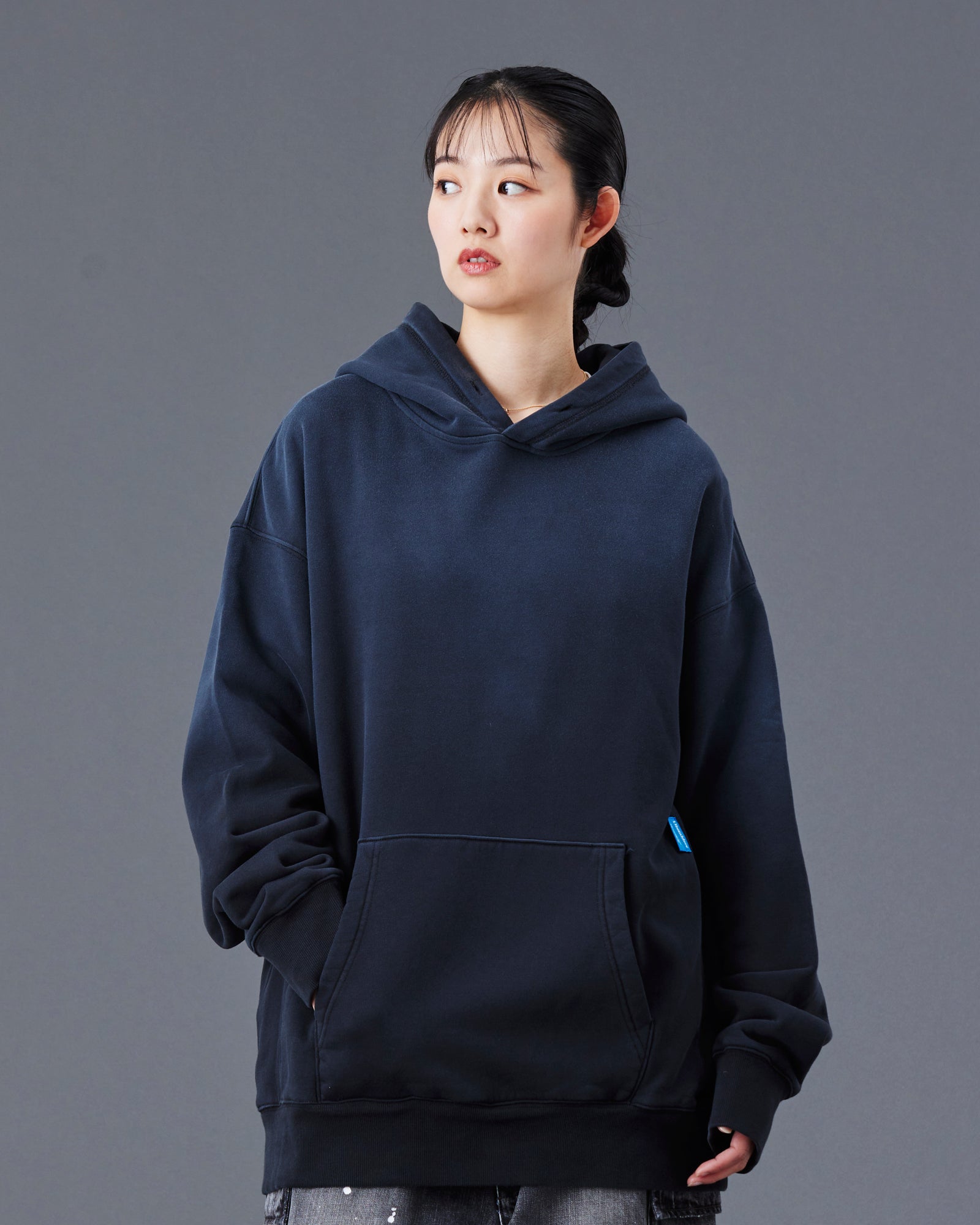 upload_20250605_HEAVY WEIGHT HOODIE_020_21_77309_G014_45.jpg