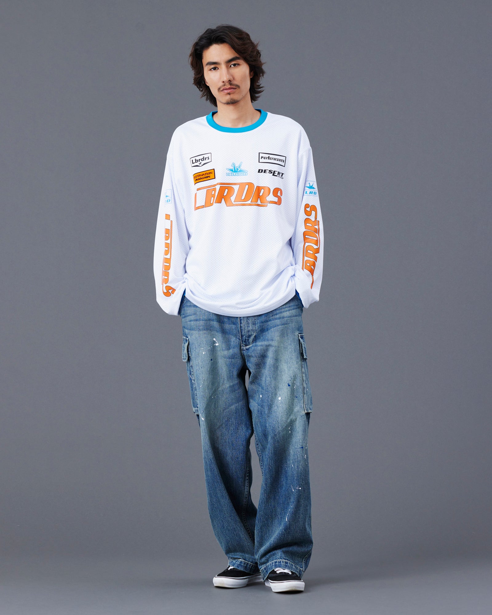 upload_20250605_MOTO CROSS CREWNECK_021_25_77502_h005_45.jpg