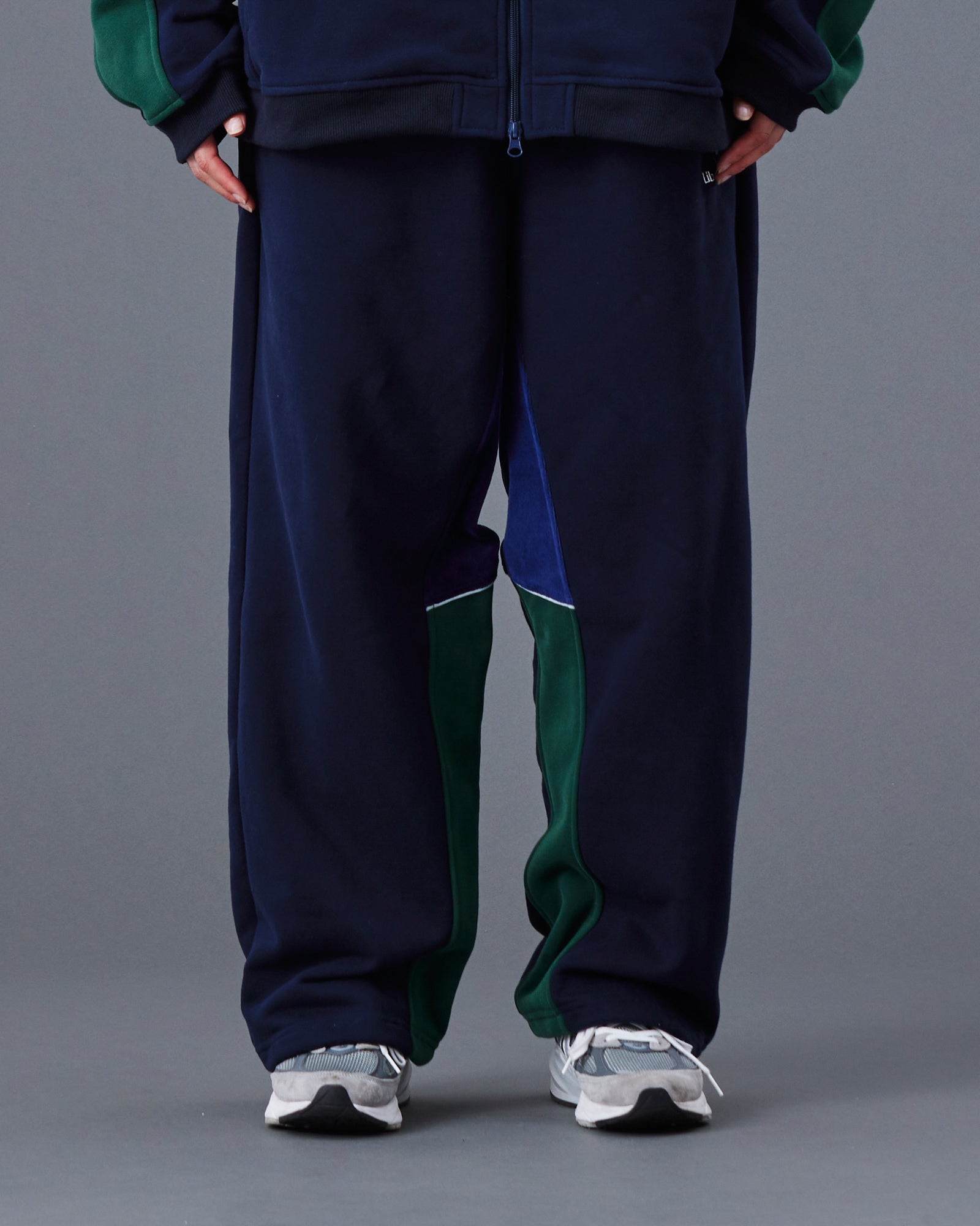 upload_20250605_OCTA TRACK PANTS_020_21_77714_G003_45.jpg