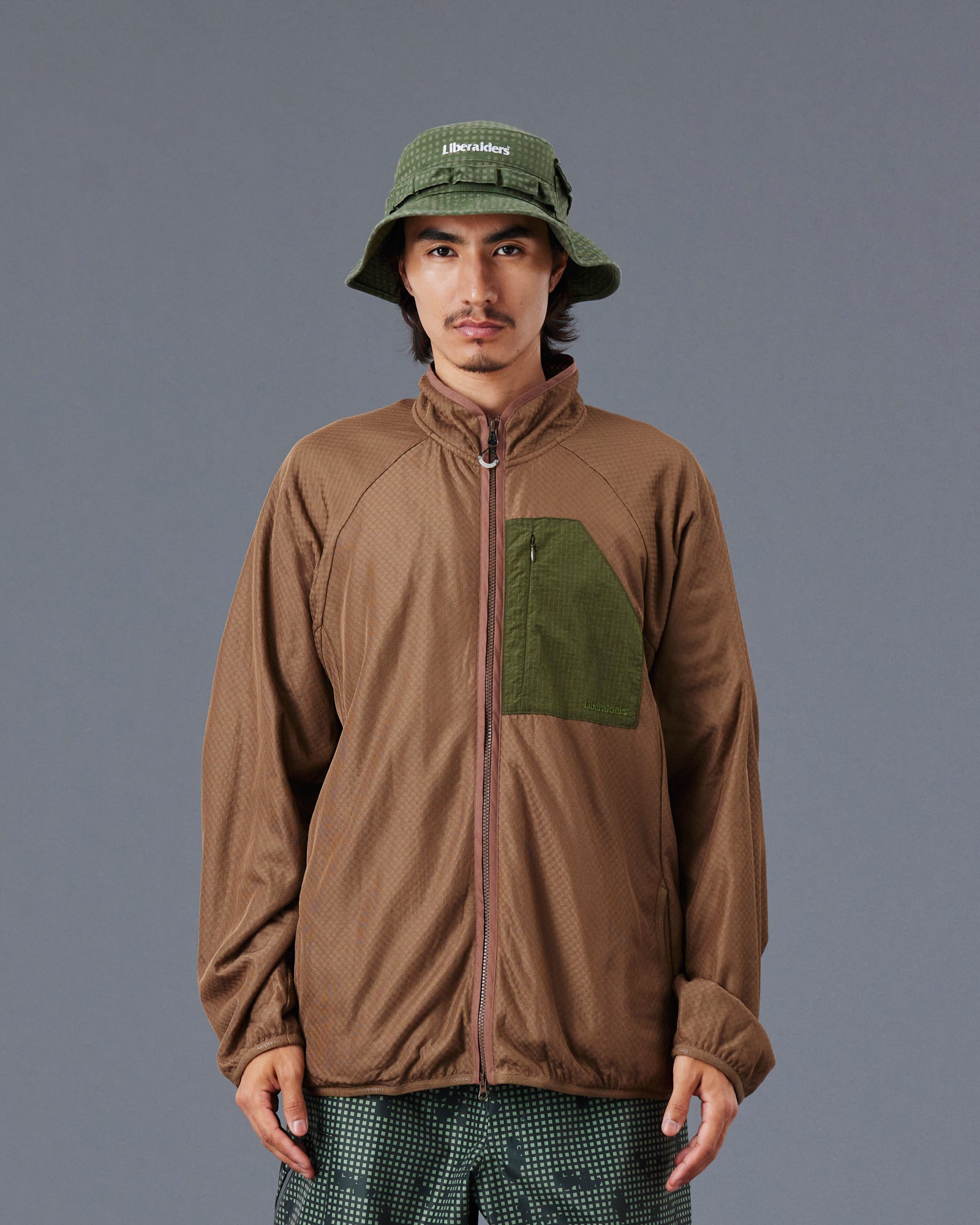 upload_20250605_OCTA ZIP-UP JACKET_023_77018_G005_45.jpg