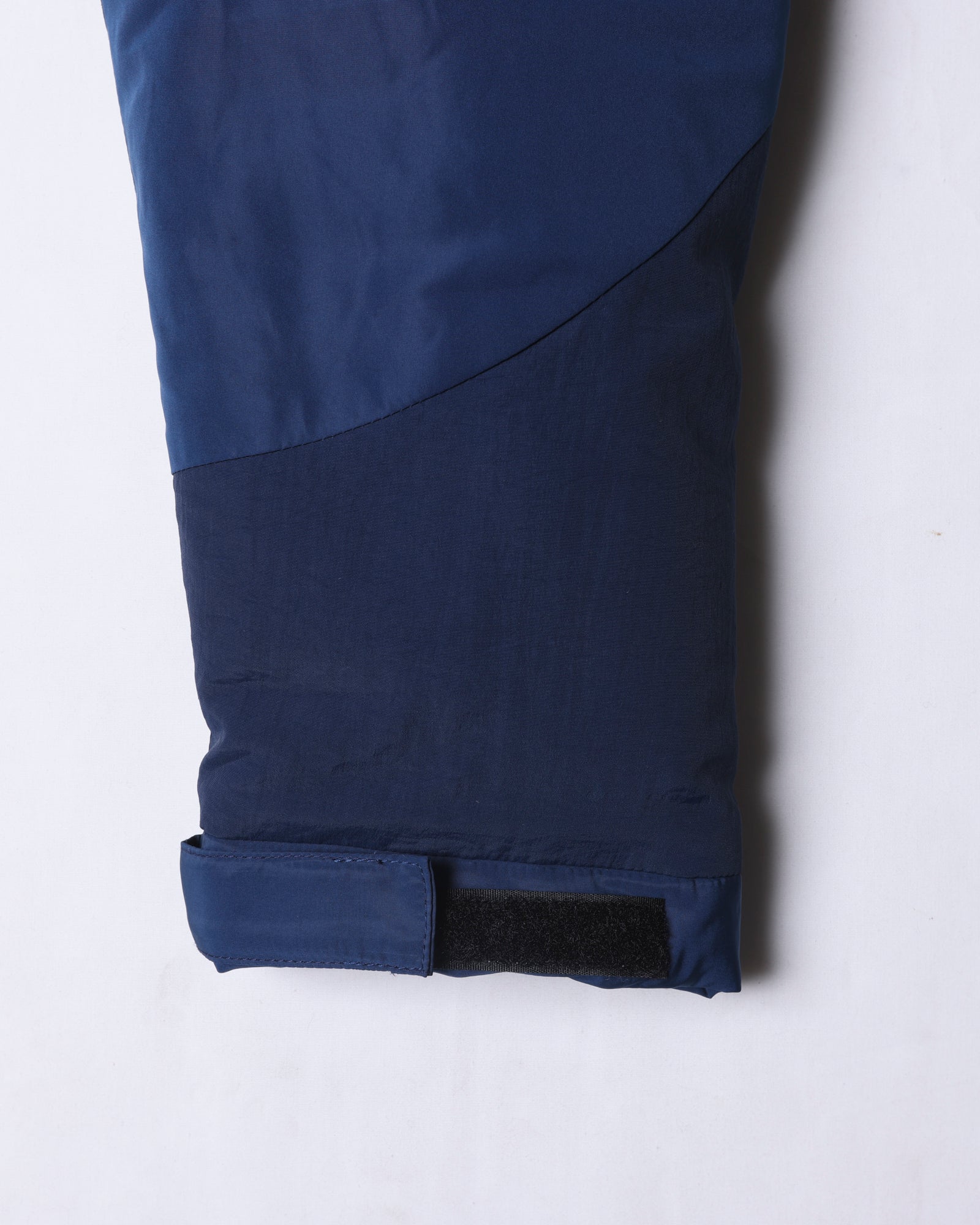 upload_20250605_PADDED MONSTER JACKET_026_27_77003_c021.jpg