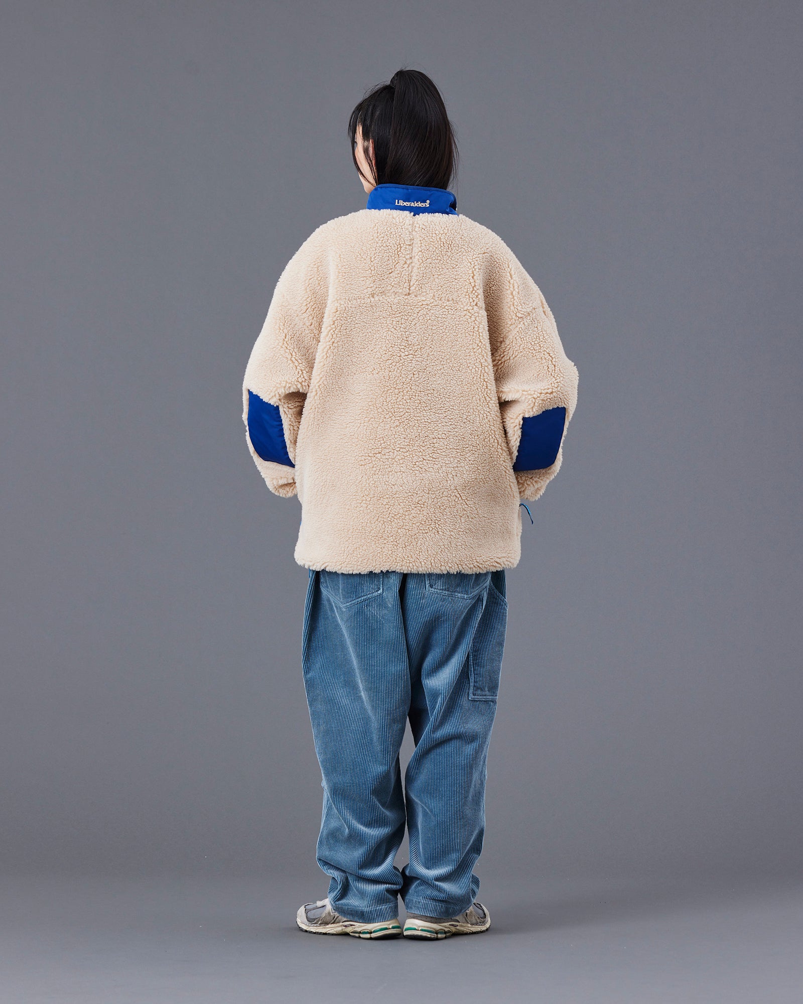 upload_20250605_RETRO PILE FLEECE JACKET_050_51_77008_h002_45.jpg