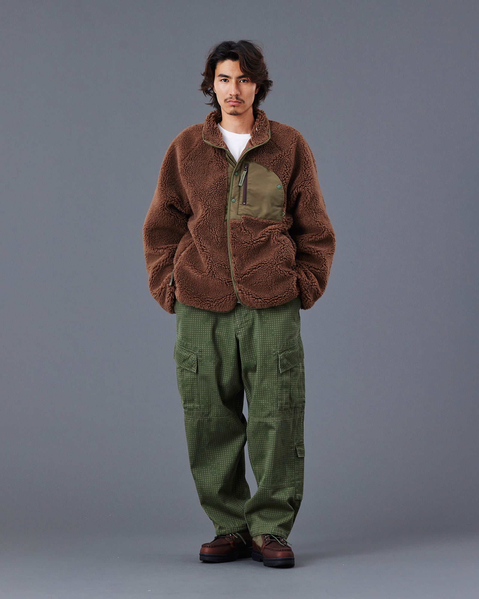 upload_20250605_RETRO PILE FLEECE JACKET_053_55_77008_h008_45.jpg