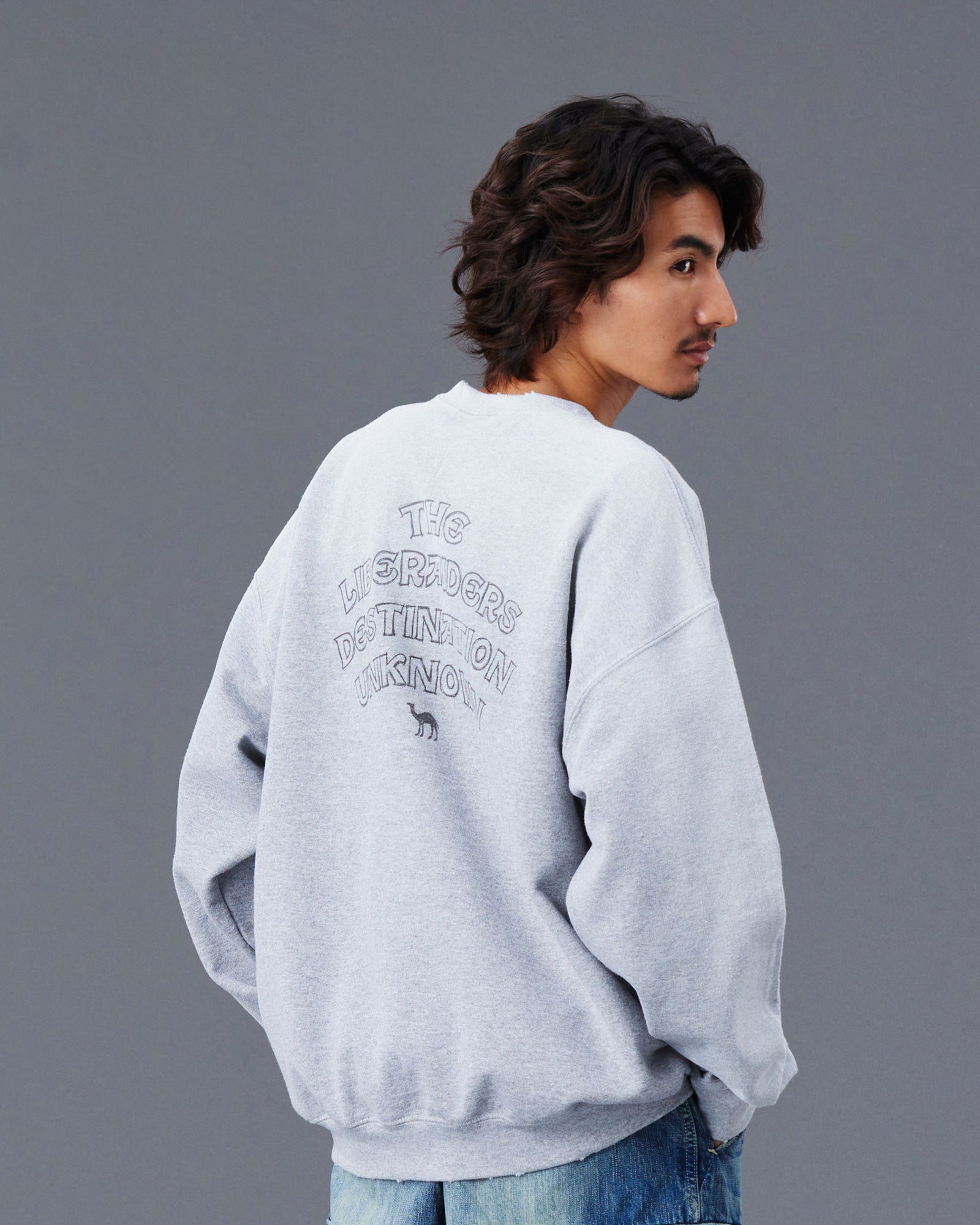 upload_20250605_SAHARA CREWNECK_023_24_77314_G007_45.jpg
