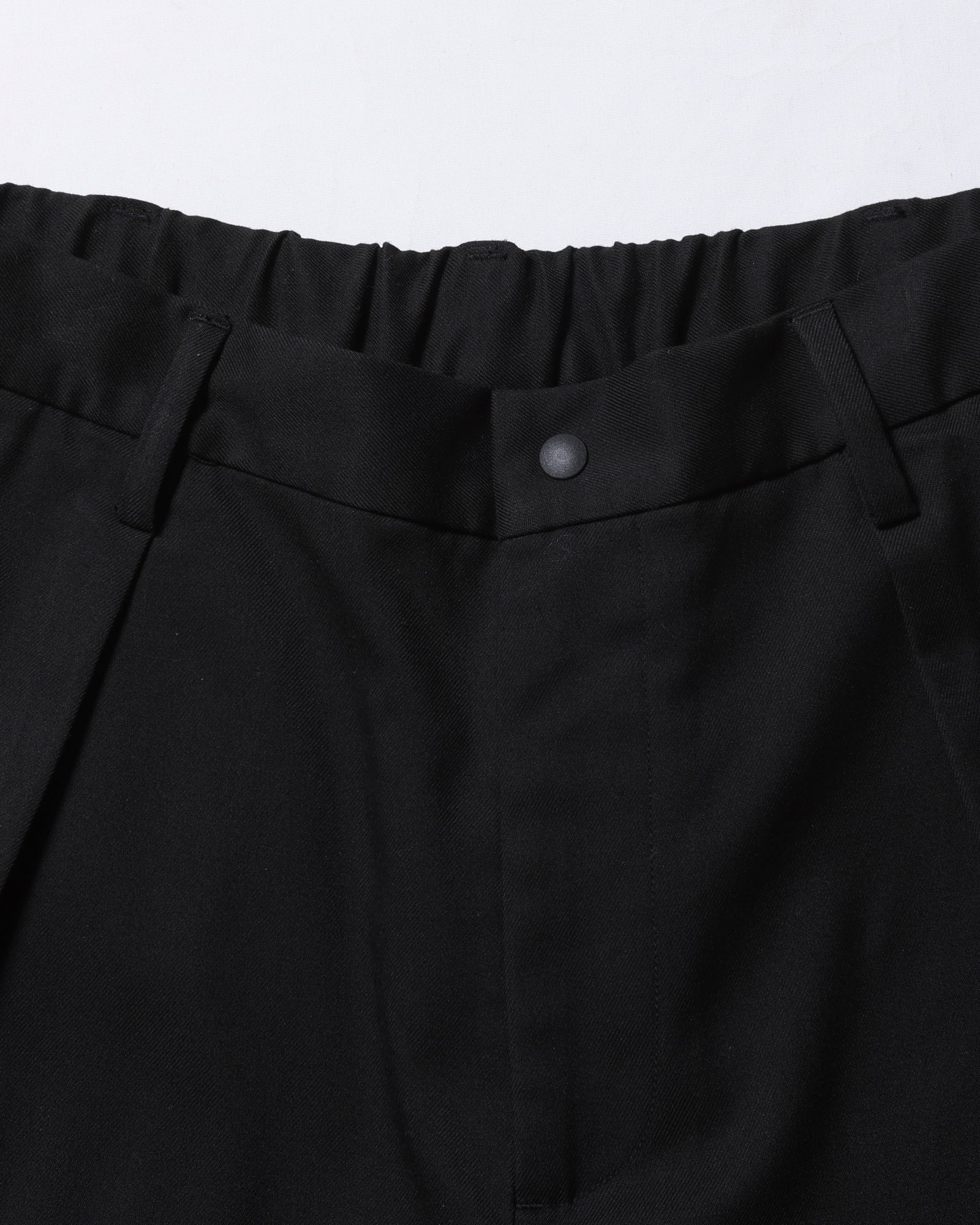 upload_20250605_T_R TAPERED SLACKS_006_07_77713_c009_45.jpg