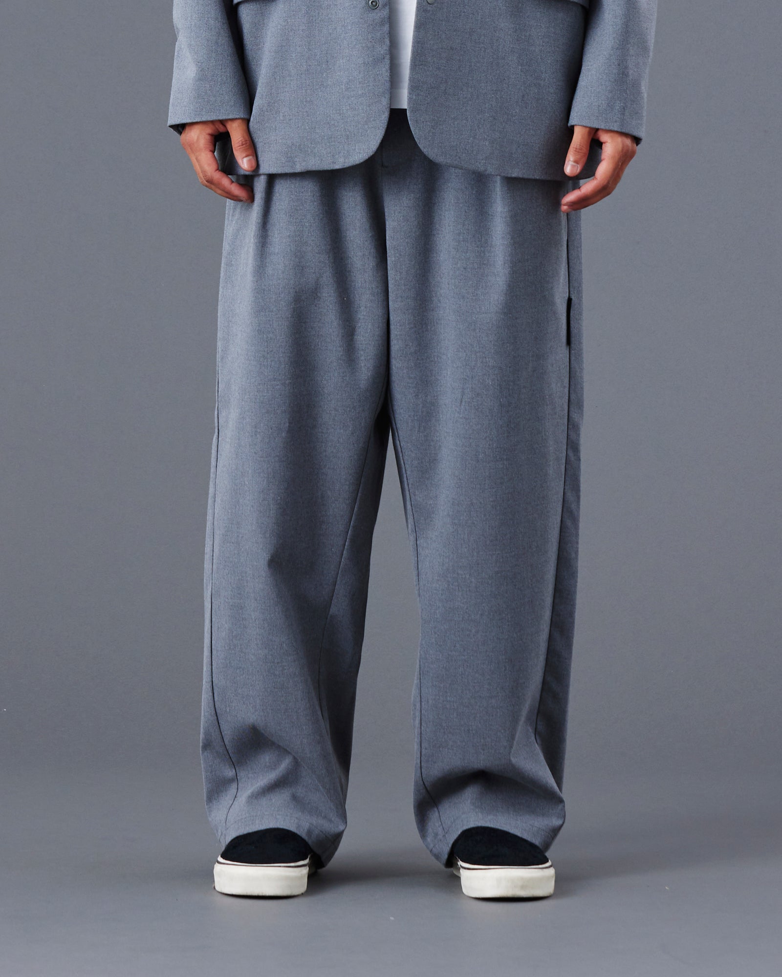 upload_20250605_T_R TAPERED SLACKS_014_15_77713_G001_45.jpg