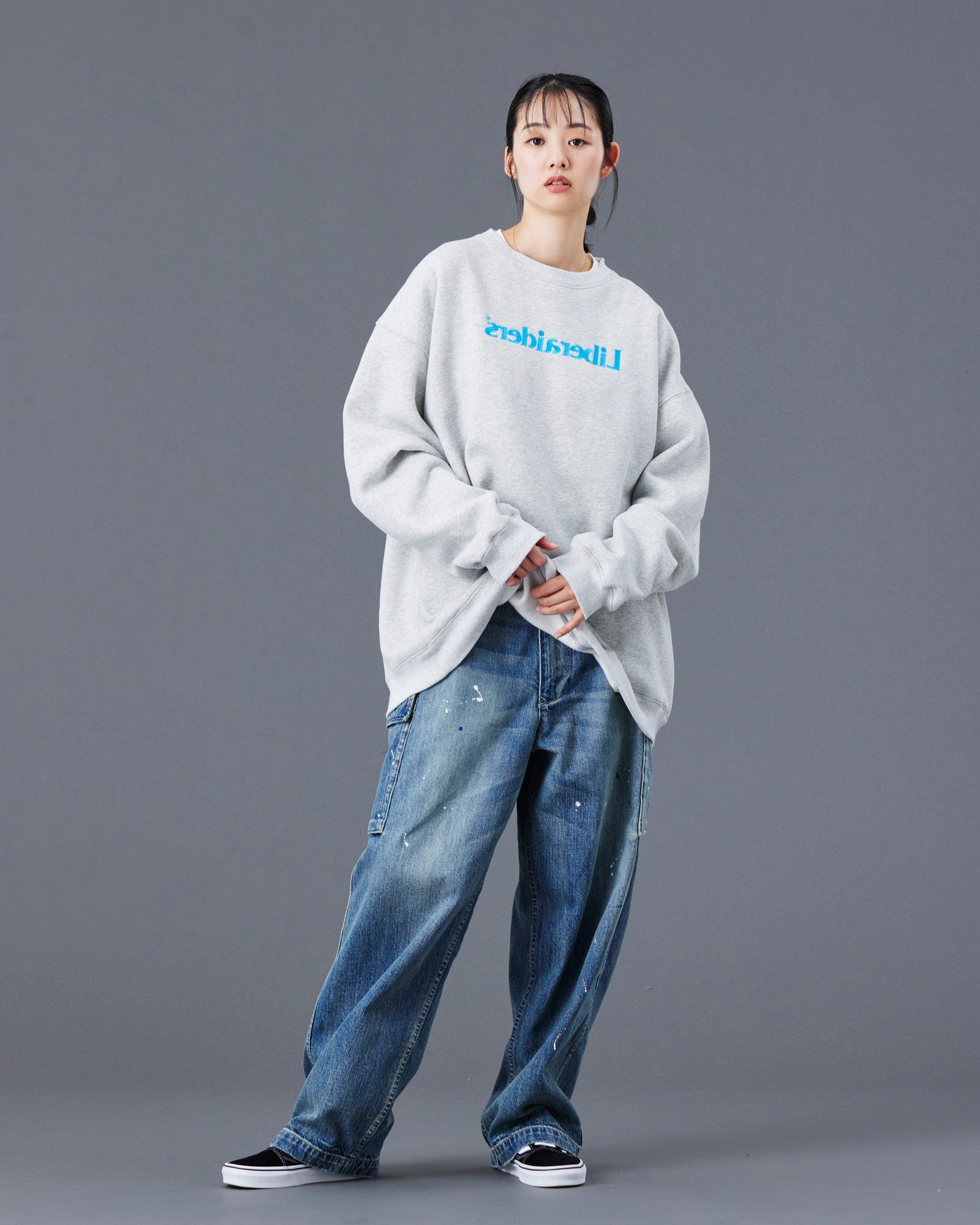 upload_20250805_EMBROIDERY CREWNECK_020_77317_h005_45_1.jpg