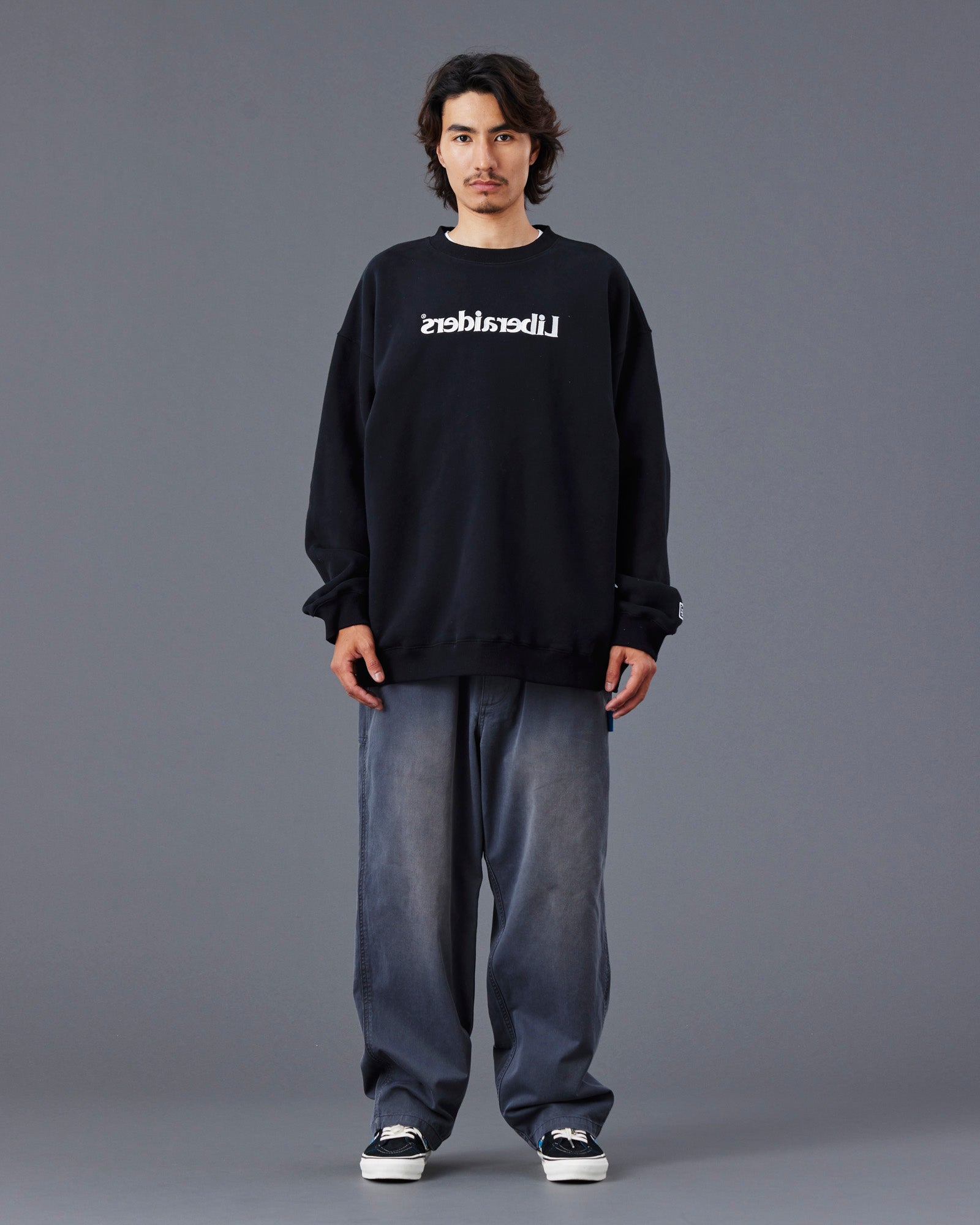 upload_20250805_EMBROIDERY CREWNECK_022_77317_h006_45_1.jpg