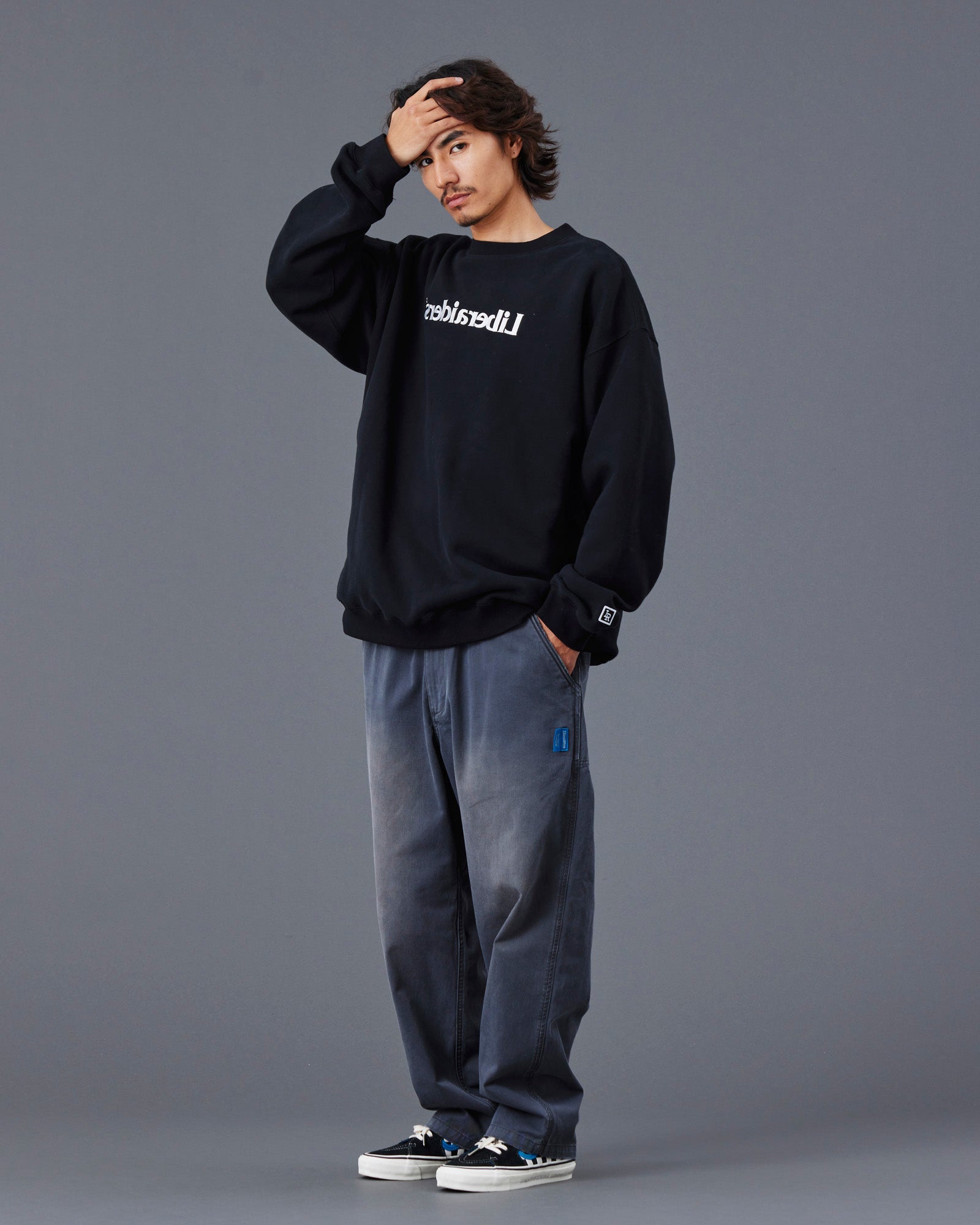upload_20250805_EMBROIDERY CREWNECK_026_77317_h008_45_1.jpg