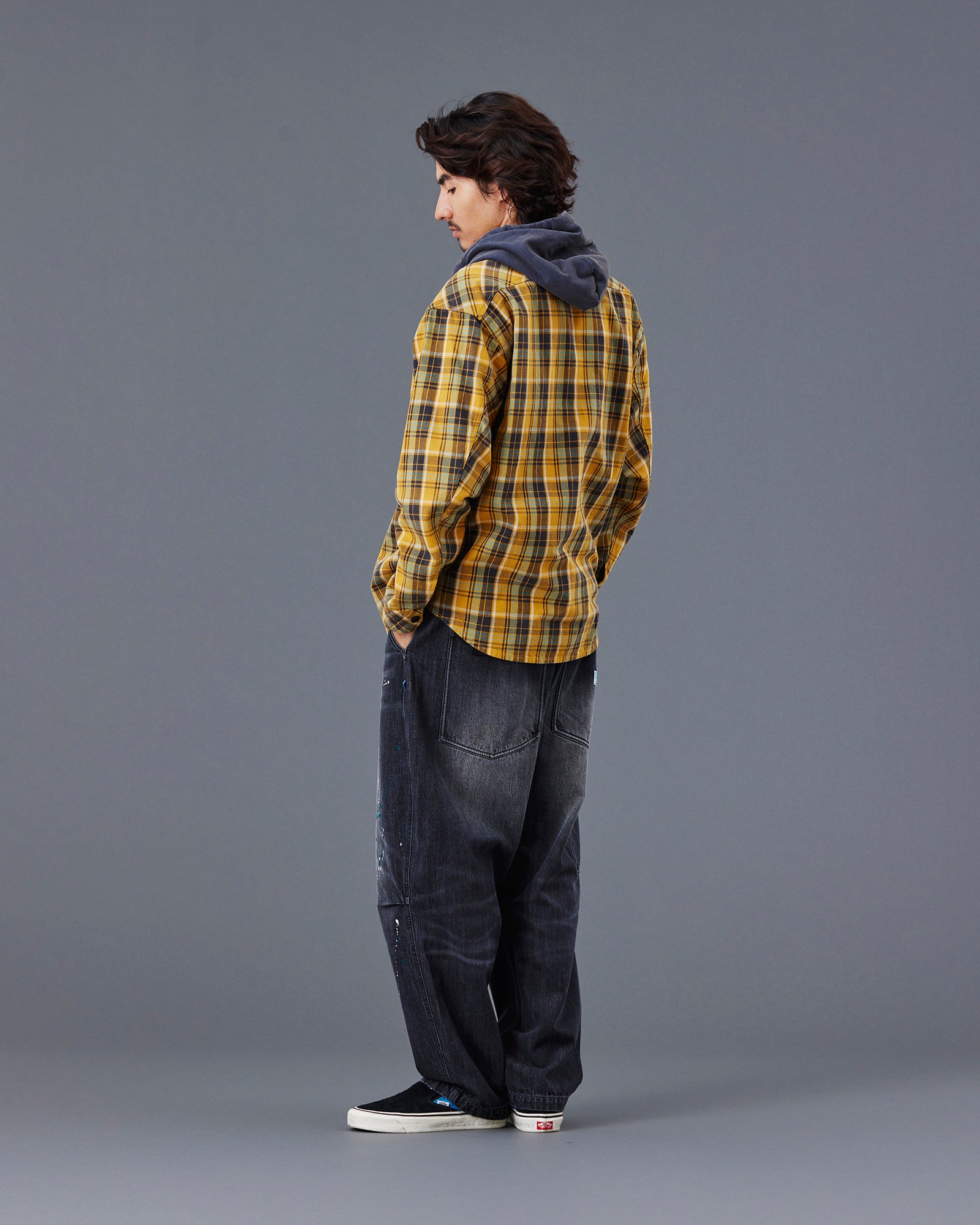upload_20250805_HOODED PLAID SHIRT_015_77103_h003_45.jpg
