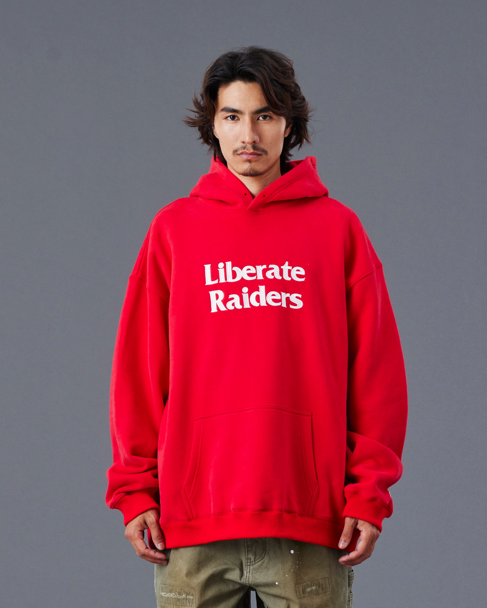 upload_20250805_LR EMBROIDERY HOODIE_006_77313_G001_45 (1).jpg