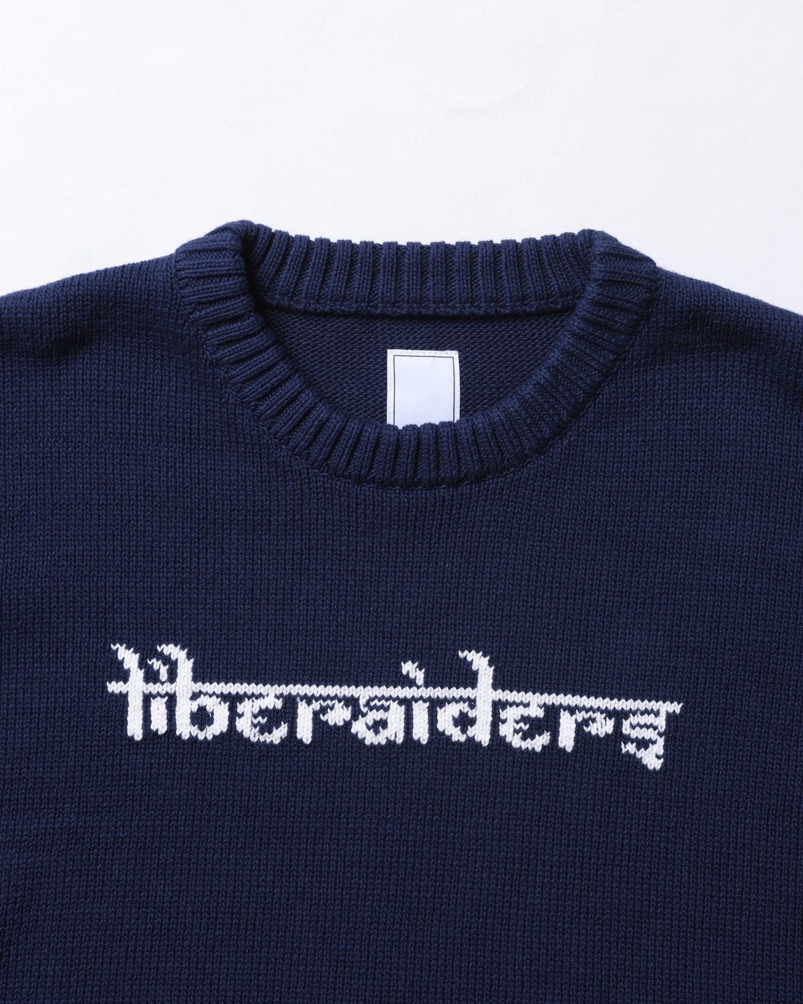 upload_20250805_WOVEN LOGO KNIT SWEATER_011_12_77401_c008_45.jpg