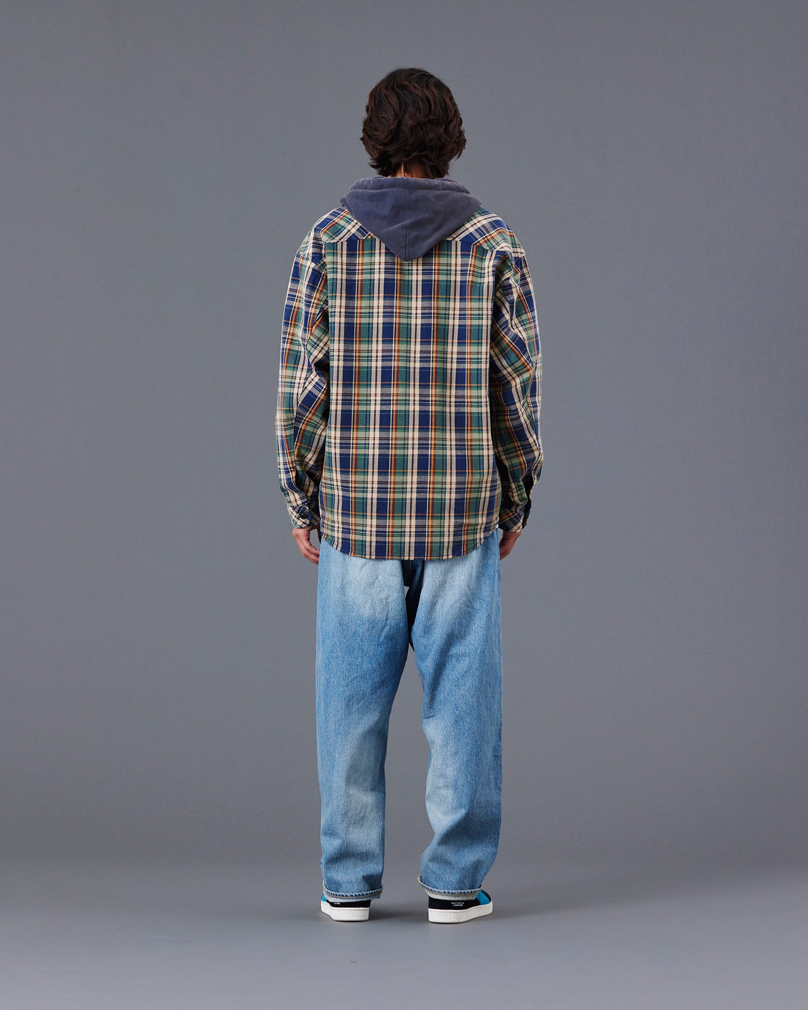 upload_20250822_LR LOOSE FIT DENIM PANTS HW_021_22_77704_h002_45.jpg