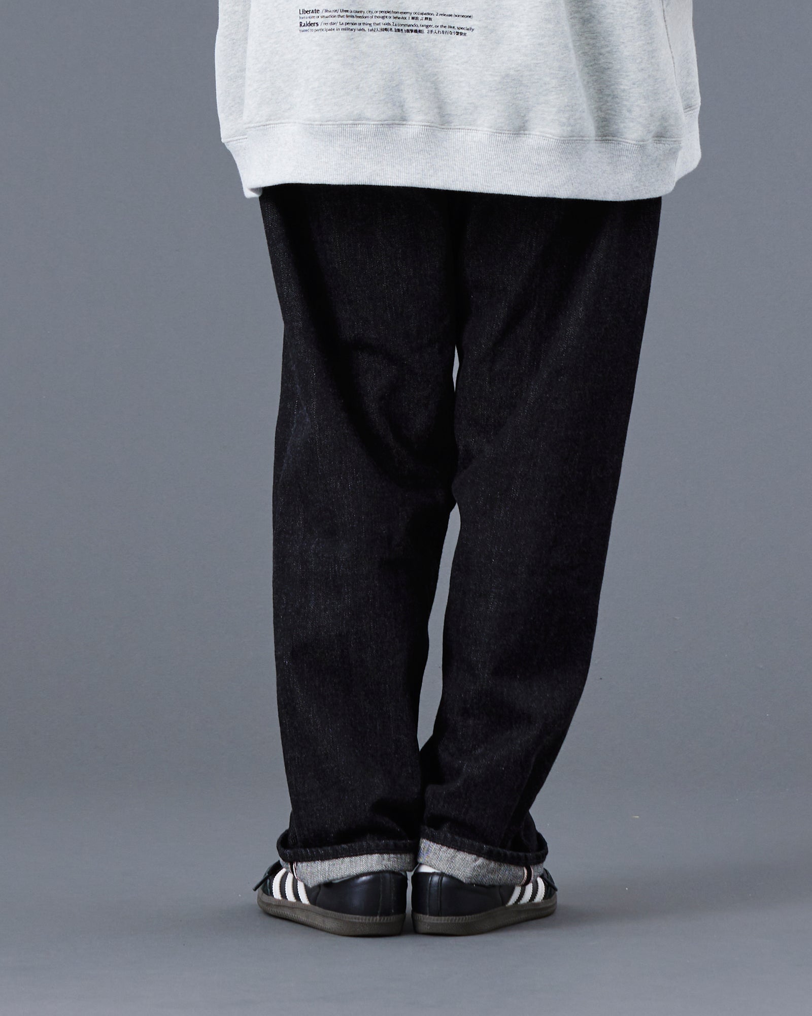 upload_20250822_LR LOOSE FIT DENIM PANTS OW_018_19_77703_G005_45.jpg